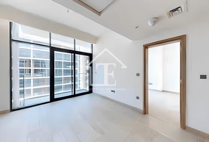 135602997 - Property Image 3