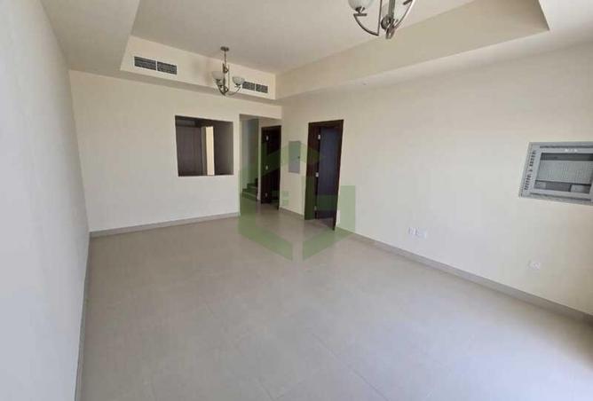 98698011 - Property Main Image