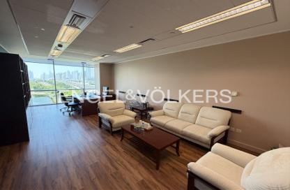 Office Space - Studio - 1 Bathroom for rent in Emaar Business Park Building 1 - Emaar Business Park - Sheikh Zayed Road - Dubai
