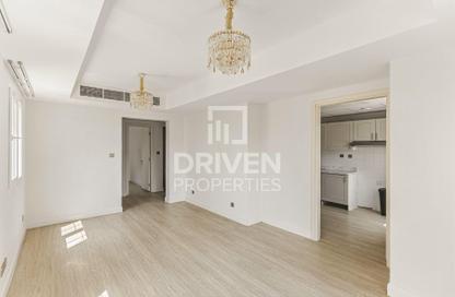 Villa - 2 Bedrooms - 3 Bathrooms for rent in Springs 15 - The Springs - Dubai