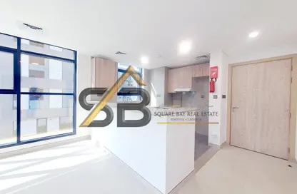Apartment - 1 Bedroom - 2 Bathrooms for rent in Karimian 3 - Jumeirah Garden City - Al Satwa - Dubai