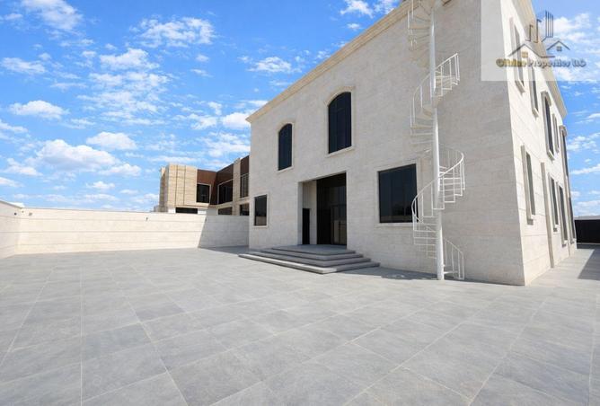 79862791 - Property Image 2