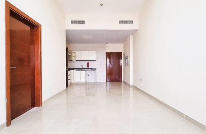 Apartment - 1 Bedroom - 2 Bathrooms for rent in Al Muteena - Deira - Dubai Apartment - 1 Bedroom - 2 Bathrooms for rent in Al Muteena - Deira - Dubai