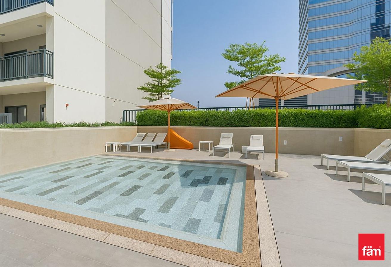 Stylish 1BR Apartment | Prime Location photo 12