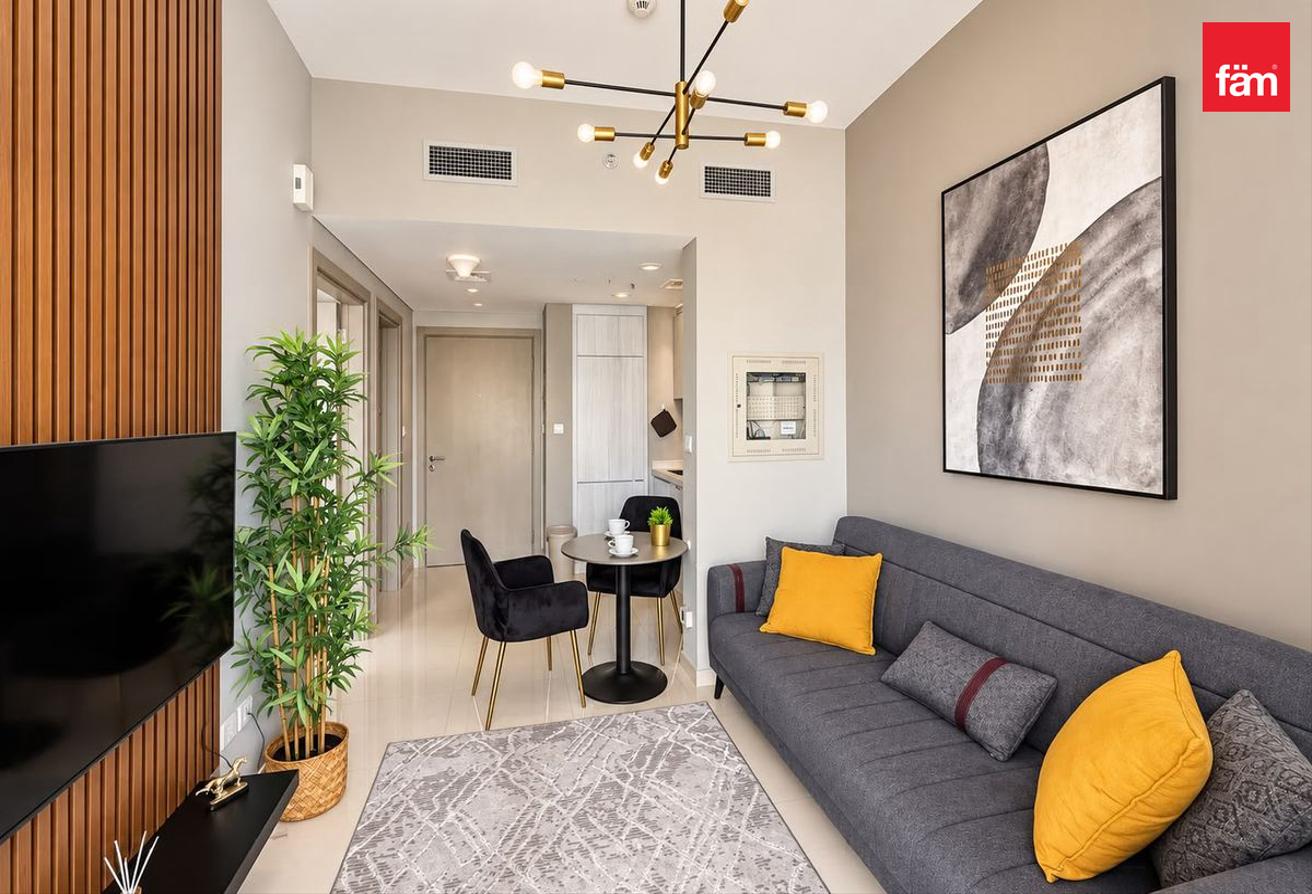 Stylish 1BR Apartment | Prime Location photo 4