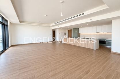 Apartment - 4 - 5 for sale in Castleton - Central Park at City Walk - City Walk - Al Wasl - Dubai