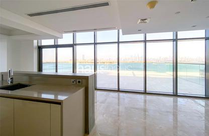 Apartment - 2 Bedrooms - 3 Bathrooms for rent in The 8 - The Crescent - Palm Jumeirah - Dubai