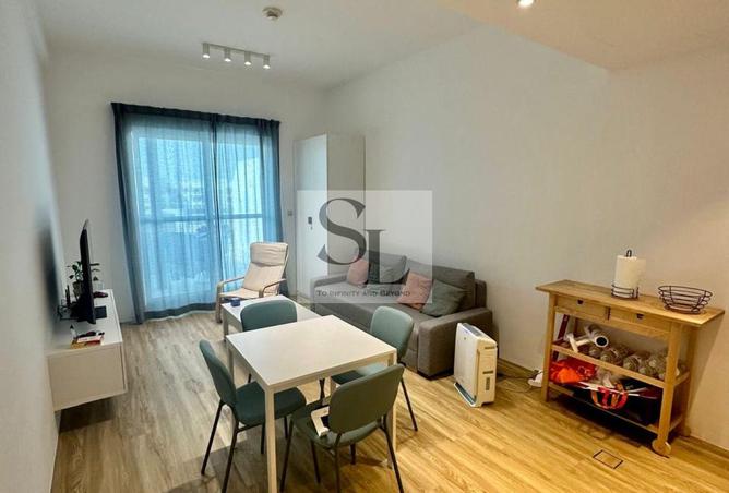 Beautifully Upgraded | Stylish Interiors |Vacant