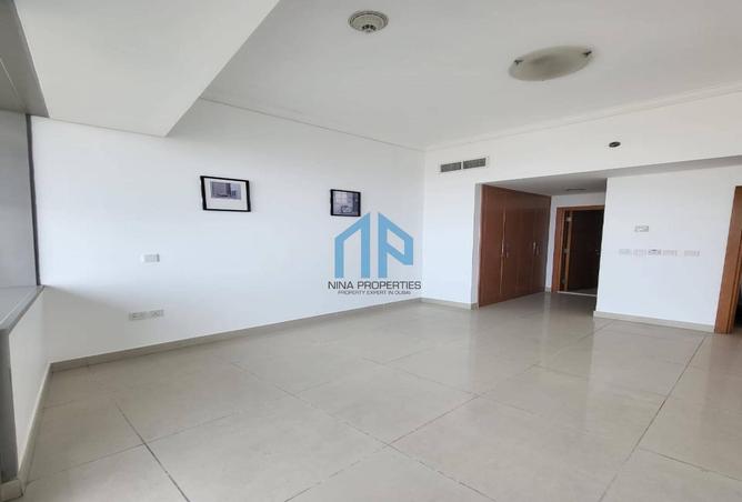 96931605 - Property Main Image