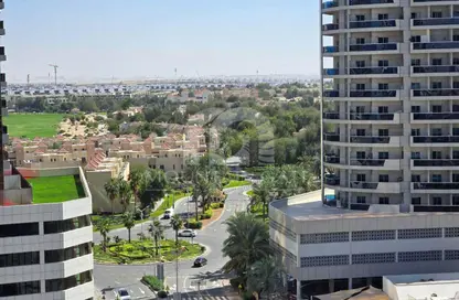 شقة - 2 غرف نوم - 2 حمامات للبيع في برج الواحة - مدينة دبي الرياضية - دبي