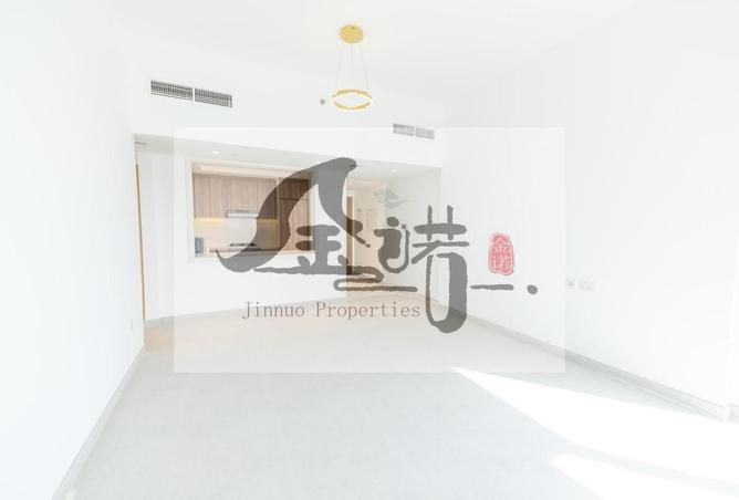 100418960 - Property Image 2