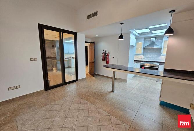 68662322 - Property Image 3