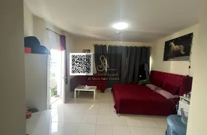 شقة - غرفة نوم - 2 حمامات للايجار في أورينت تاور 1 - أورينت تاور - البستان - عجمان