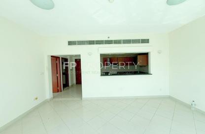 Apartment - 1 - 2 for rent in Hub Canal 1 - Hub Golf View Apartments - Dubai Sports City - Dubai