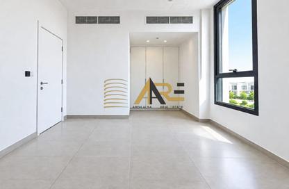 Townhouse - 2 - 3 for rent in Sarab 2 - Aljada - Sharjah