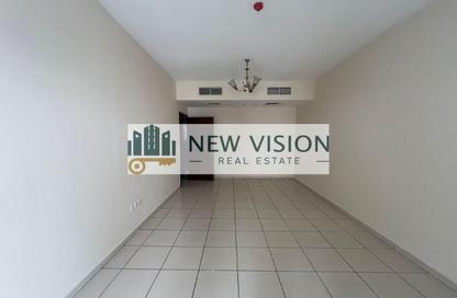 Apartment - 1 Bedroom - 2 Bathrooms for rent in Safia Tower - Al Majaz 3 - Al Majaz - Sharjah