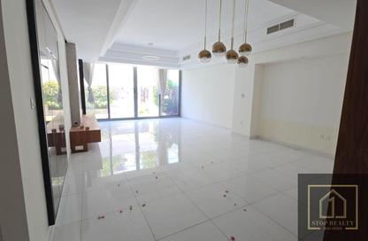 Villa - 3 - 4 for sale in Gardenia Townhomes - Wasl Gate - Dubai