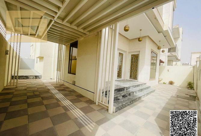 73111030 - Property Image 2