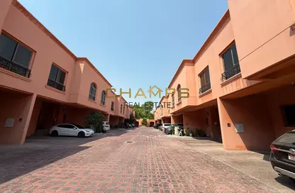 Apartment - 4 Bedrooms - 5 Bathrooms for rent in Al Manhal - Abu Dhabi