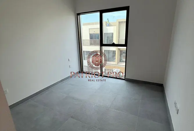 132001227 - Property Image 3