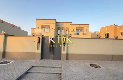 Villa - 5 Bedrooms - 7 Bathrooms for rent in Al Barsha South 1 - Al Barsha South - Al Barsha - Dubai