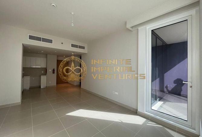 Low Floor | Spacious Layout | Prime Location photo 2