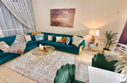 Apartment - 1 Bedroom - 2 Bathrooms for rent in Beach Tower 1 - Al Khan Lagoon - Al Khan - Sharjah