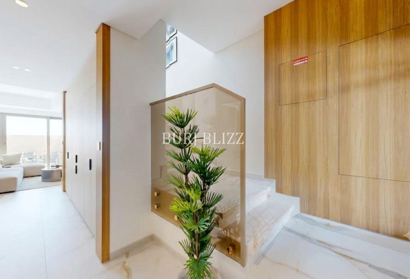 Furnished 3BR | Exclusive | Prime Location photo 6