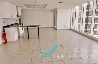 Apartment - 1 Bedroom - 2 Bathrooms for rent in Lake View Tower - JLT Cluster B - Jumeirah Lake Towers - Dubai