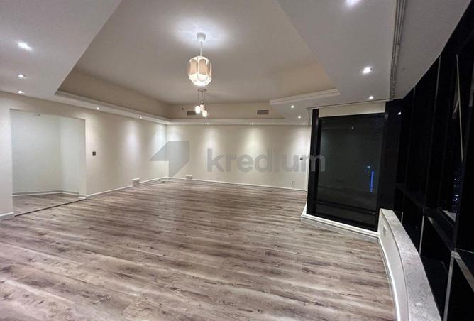 94025029 - Property Image 3