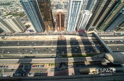 Apartment - 1 - 2 for rent in Maze Tower - Sheikh Zayed Road - Dubai Apartment - 1 - 2 for rent in Maze Tower - Sheikh Zayed Road - Dubai