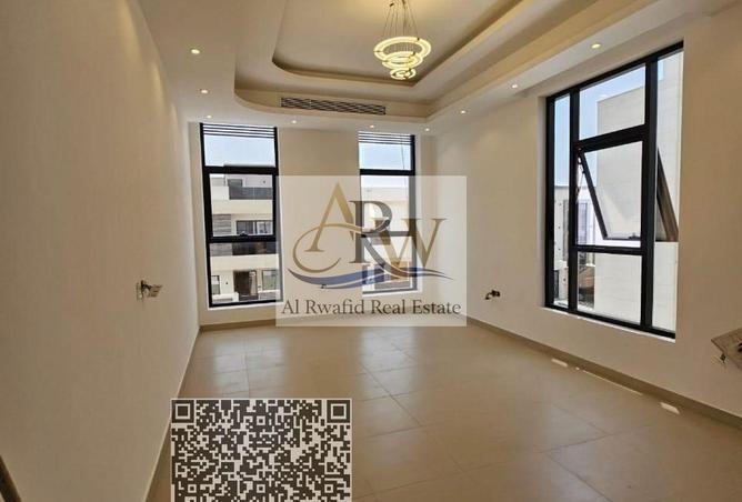 74248807 - Property Image 3