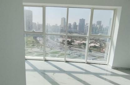 Office Space - 1 Bedroom - 1 Bathroom for rent in Business Tower - Al Majaz 2 - Al Majaz - Sharjah