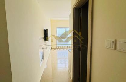 Apartment - Studio - 1 Bathroom for rent in Al Karama - Dubai