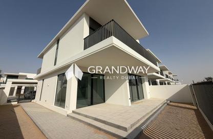 Villa - 4 - 5 for sale in Elora - The Valley - Dubai Villa - 4 - 5 for sale in Elora - The Valley - Dubai