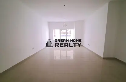 شقة - 2 غرف نوم - 2 حمامات للايجار في الممزر - الممزر - الشارقة - الشارقة