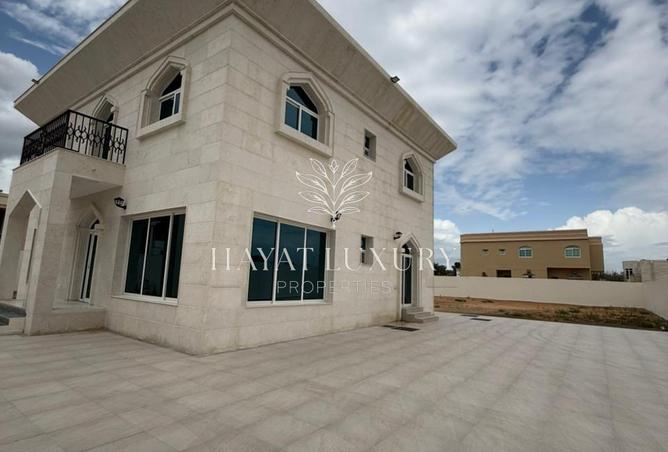 68273850 - Property Image 2