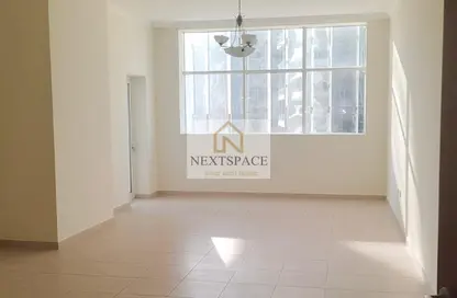 Apartment - 2 Bedrooms - 2 Bathrooms for sale in Burj Al Nujoom - Downtown Dubai - Dubai