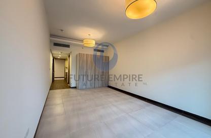 Apartment - Studio - 1 for rent in SOL Bay - Business Bay - Dubai