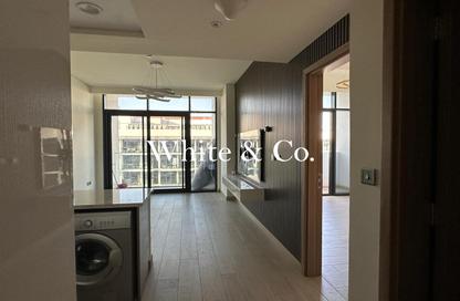 Apartment - 1 Bedroom - 2 Bathrooms for rent in Azizi Riviera 32 - Azizi Riviera - Meydan One - Meydan - Dubai