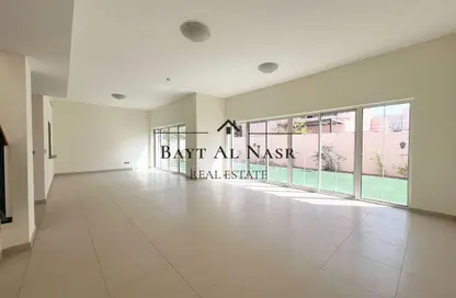 Villa - 4 Bedrooms - 5 Bathrooms for rent in Nad Al Sheba Villas - Nad Al Sheba 3 - Nad Al Sheba - Dubai
