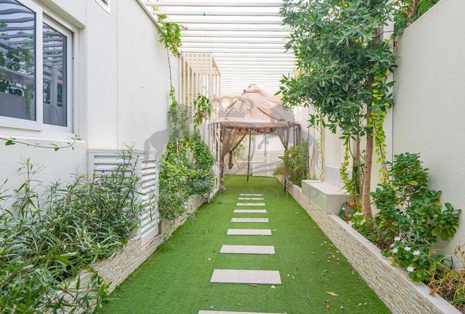 63657704 - Property Main Image