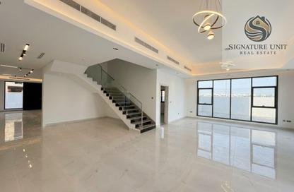 Villa - 5 - 7 for rent in Al Quoz 2 - Al Quoz - Dubai Villa - 5 - 7 for rent in Al Quoz 2 - Al Quoz - Dubai