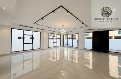 Villa - 5 - 7 for rent in Al Quoz 2 - Al Quoz - Dubai
