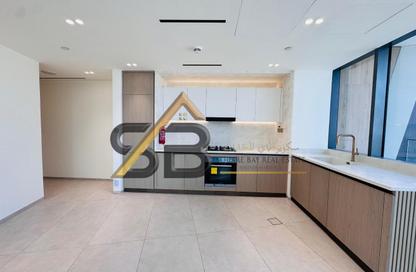 Apartment - 1 - 1 for rent in Binghatti Pinnacle - Dubai Healthcare City 2 - Al Jaddaf - Dubai