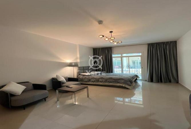 75015593 - Property Image 2