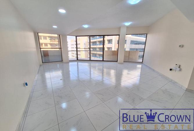 108168237 - Property Image 3