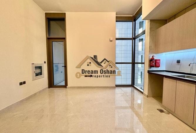104706017 - Property Image 2