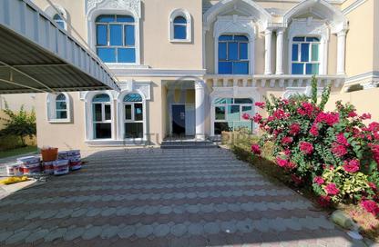 Villa - 4 Bedrooms - 5 Bathrooms for rent in Al Jafiliya Villas - Al Jafiliya - Dubai Villa - 4 Bedrooms - 5 Bathrooms for rent in Al Jafiliya Villas - Al Jafiliya - Dubai