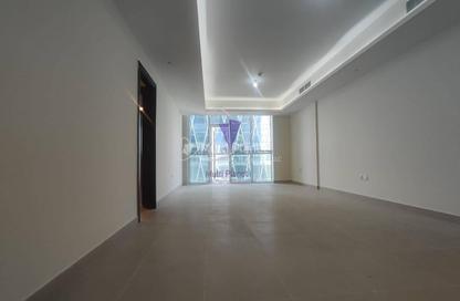 Apartment - 4 Bedrooms - 5 Bathrooms for rent in Corniche Road - Abu Dhabi